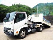 2017 HINO DUTRO