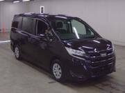 2018 TOYOTA NOAH X