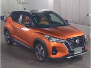 2020 NISSAN KICKS