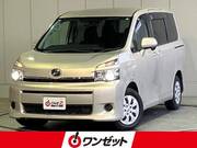 2013 TOYOTA VOXY X L EDITION