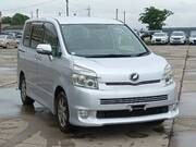 2009 TOYOTA VOXY ZS KIRAMEKI II