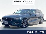 2022 VOLVO V60