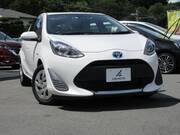 2019 TOYOTA AQUA L