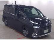 2023 TOYOTA VOXY