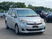 2012 TOYOTA RACTIS