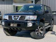 2004 NISSAN SAFARI