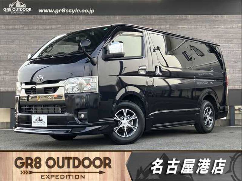 -HIACE VAN