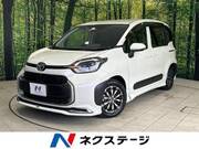 2022 TOYOTA SIENTA