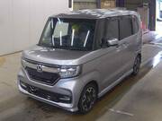 2019 HONDA N-BOX CUSTOM