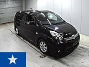 2014 TOYOTA ISIS PLATANA