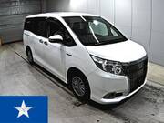 2017 TOYOTA ESQUIRE