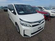 2018 TOYOTA VOXY X
