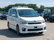2010 TOYOTA VOXY ZS