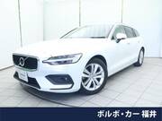 2018 VOLVO V60