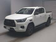 2024 TOYOTA HILUX
