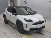2025 TOYOTA YARIS CROSS