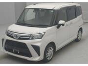 2022 TOYOTA ROOMY