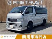 2011 TOYOTA HIACE VAN