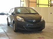 2012 TOYOTA VITZ F
