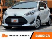 2017 TOYOTA AQUA