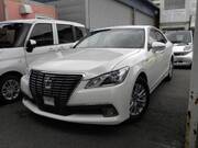 2013 TOYOTA CROWN