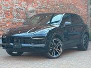2022 PORSCHE CAYENNE