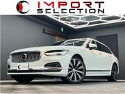 2021 VOLVO V90
