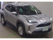 2022 TOYOTA YARIS CROSS