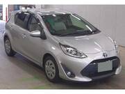 2018 TOYOTA AQUA