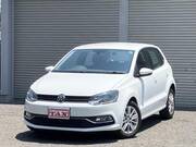 2015 VOLKSWAGEN POLO