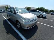 2004 TOYOTA RAUM