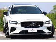 2023 VOLVO V60