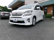 2013 TOYOTA VELLFIRE