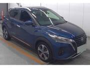 2020 NISSAN KICKS