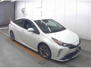 2019 TOYOTA PRIUS