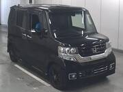 2016 HONDA N-BOX CUSTOM