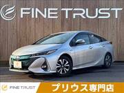 2017 TOYOTA PRIUS PHV