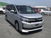 2015 TOYOTA VOXY X