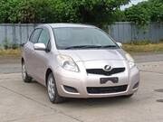 2009 TOYOTA VITZ