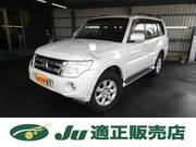 2013 MITSUBISHI PAJERO
