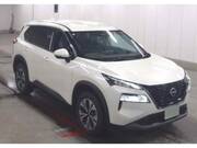 2024 NISSAN X-TRAIL