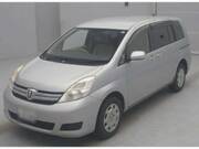 2013 TOYOTA ISIS