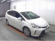 2015 TOYOTA PRIUS ALPHA G