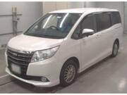 2015 TOYOTA NOAH
