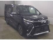 2018 TOYOTA VOXY