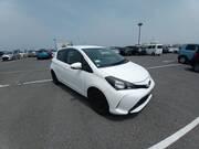2016 TOYOTA VITZ F