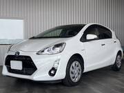 2016 TOYOTA AQUA