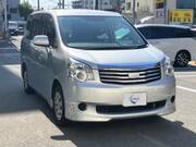2012 TOYOTA NOAH
