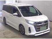 2020 TOYOTA NOAH