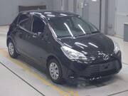 2019 TOYOTA VITZ F